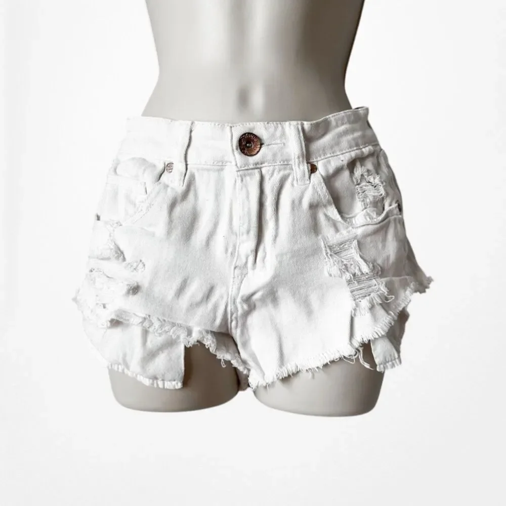 Vintage Y2K 90s White High Waisted Distressed Destroyed Denim Shorts Size XS/S